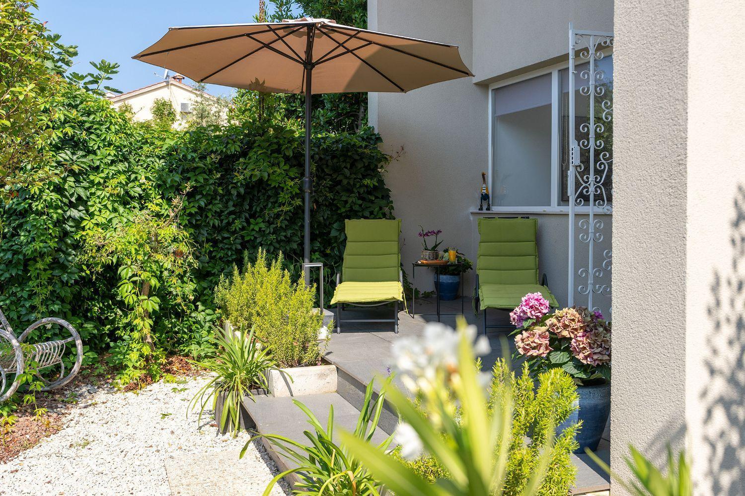 Ferienhaus Exquisites Mit Privatem Garten, Liegen, Kinderstuhl, Waschmaschine - Nur 700 Meter Zum