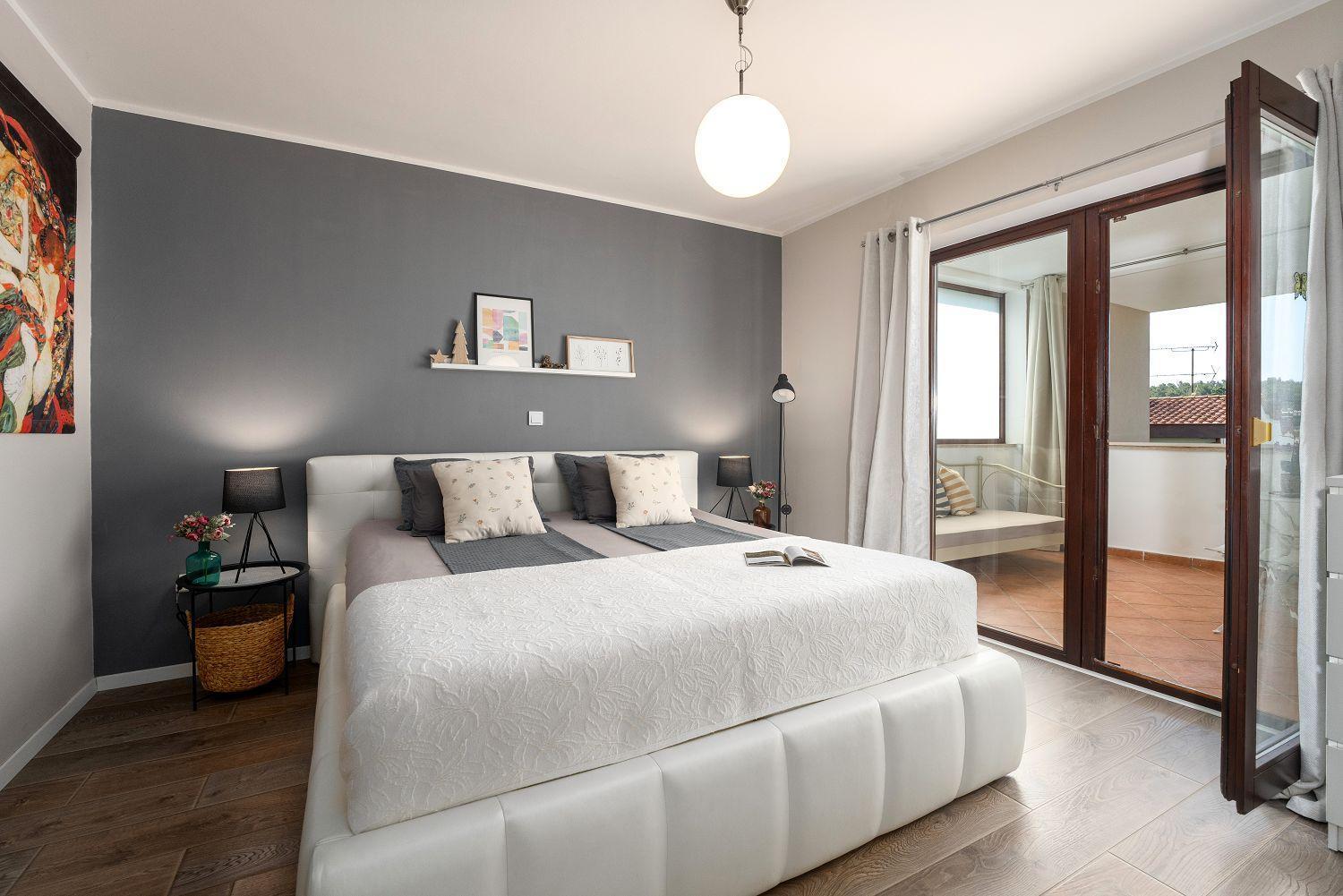 Ferienhaus Exquisites Mit Privatem Garten, Liegen, Kinderstuhl, Waschmaschine - Nur 700 Meter Zum Poreč
