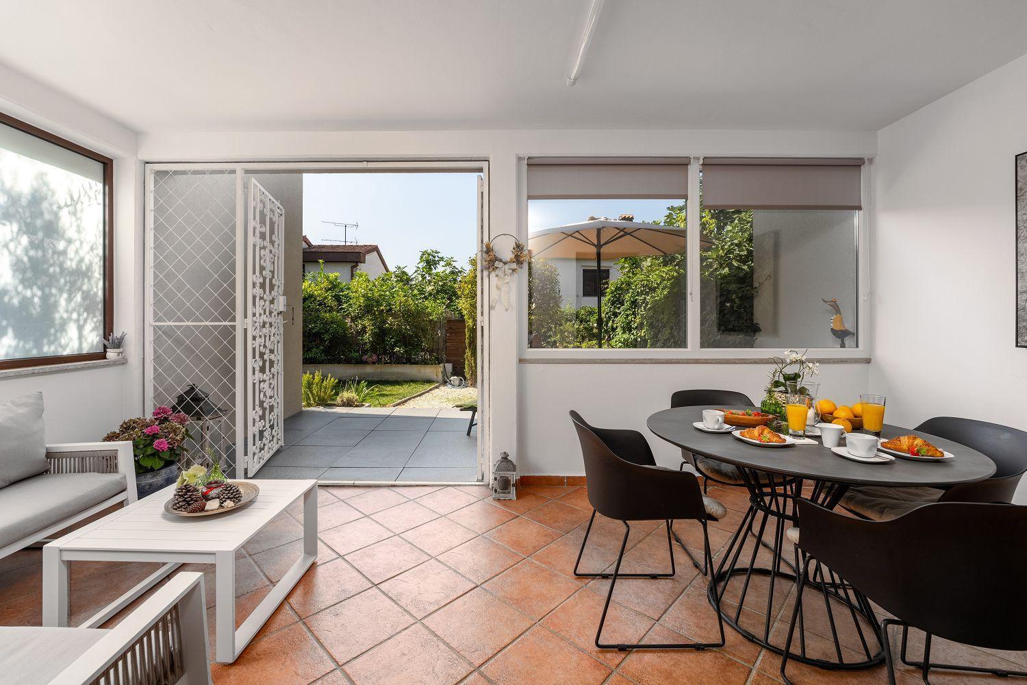 Ferienhaus Exquisites Mit Privatem Garten, Liegen, Kinderstuhl, Waschmaschine - Nur 700 Meter Zum