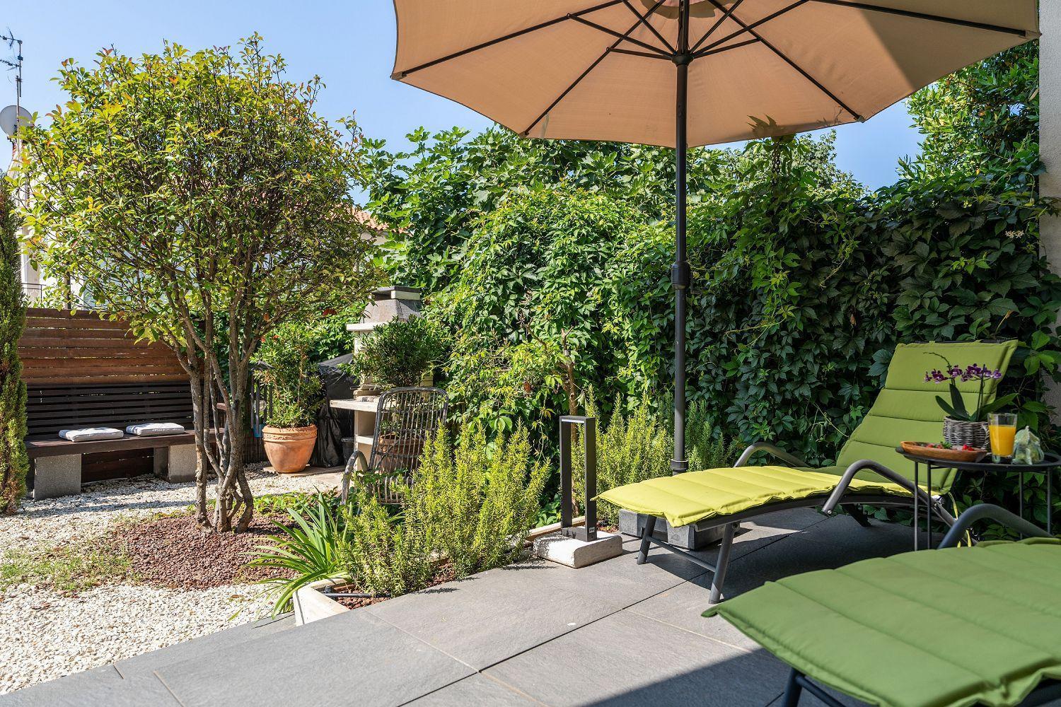 Exquisites Mit Privatem Garten, Liegen, Kinderstuhl, Waschmaschine - Nur 700 Meter Zum Ferienhaus *
